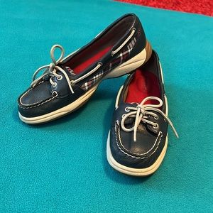 Navy and plaid Sperry top siders